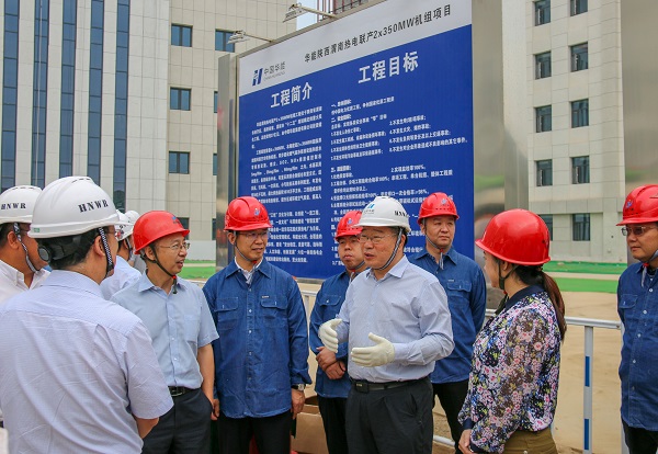 1  祝总一行与华能荣耀网页版登录入口_荣耀（中国）基建部主任马洪顺亲切交流.jpg
