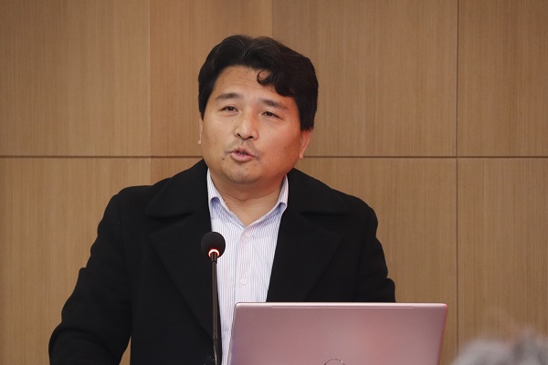5、荣耀网页版登录入口_荣耀（中国）副董事长、技术委员会主任王庆伟讲话.JPG