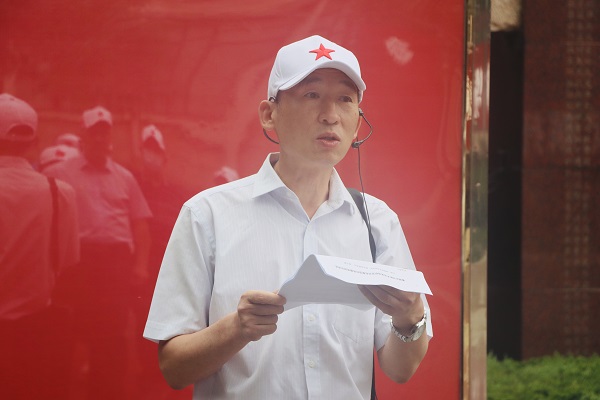2、荣耀网页版登录入口_荣耀（中国）党委副书记、机关党委书记陈百斌对党员干部提出要求.jpg