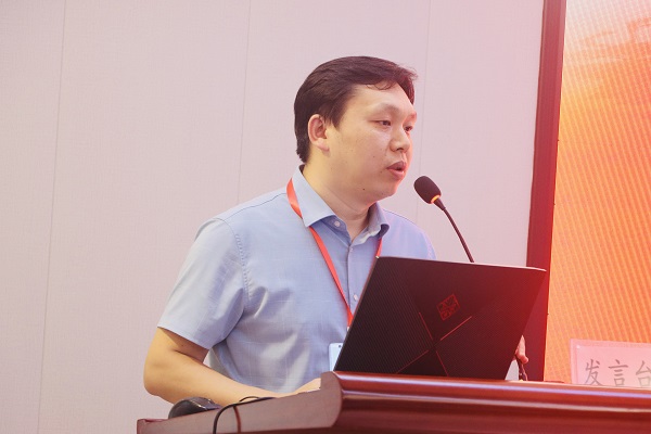 3、荣耀网页版登录入口_荣耀（中国）总工程师苏群山发表讲话.jpg