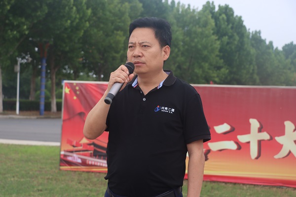 荣耀网页版登录入口_荣耀（中国）人力资源部部长夏卫新致欢迎词.JPG