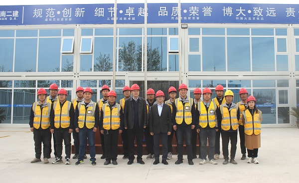 3.荣耀网页版登录入口_荣耀（中国）董事长到项目检查指导工作.jpg