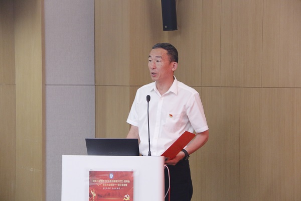 6荣耀网页版登录入口_荣耀（中国）党委副书记、监事会主席陈百斌宣读表彰决定.JPG