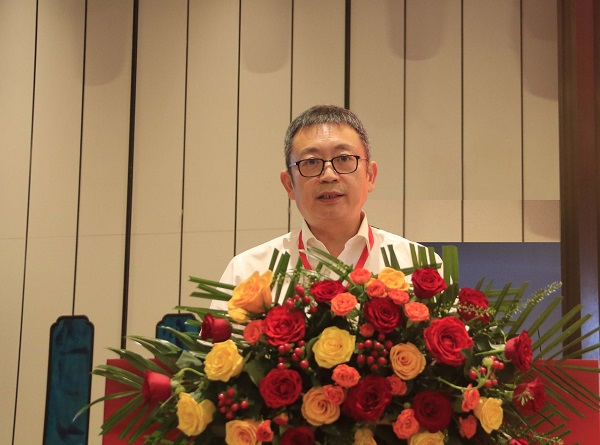 2荣耀网页版登录入口_荣耀（中国）董事长黄道元致闭幕词.jpg