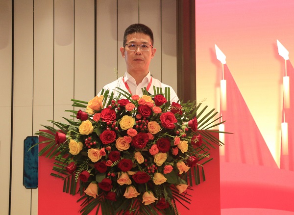 3荣耀网页版登录入口_荣耀（中国）总经理祝建明在会上致辞.JPG
